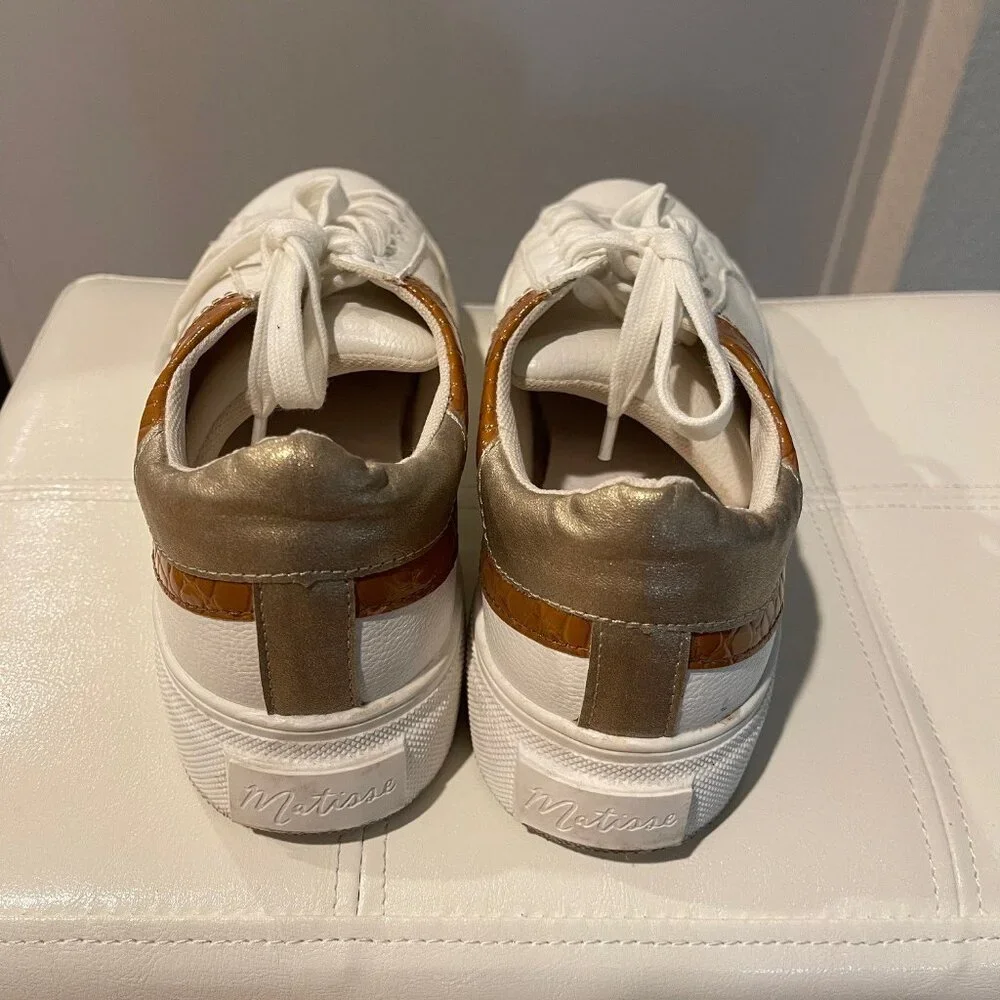 Matisse white low